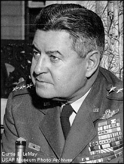 LE_MAY1.jpg (29894 octets)