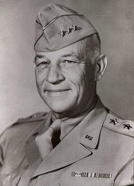 JOHN_E_HULL.jpg (90233 octets)